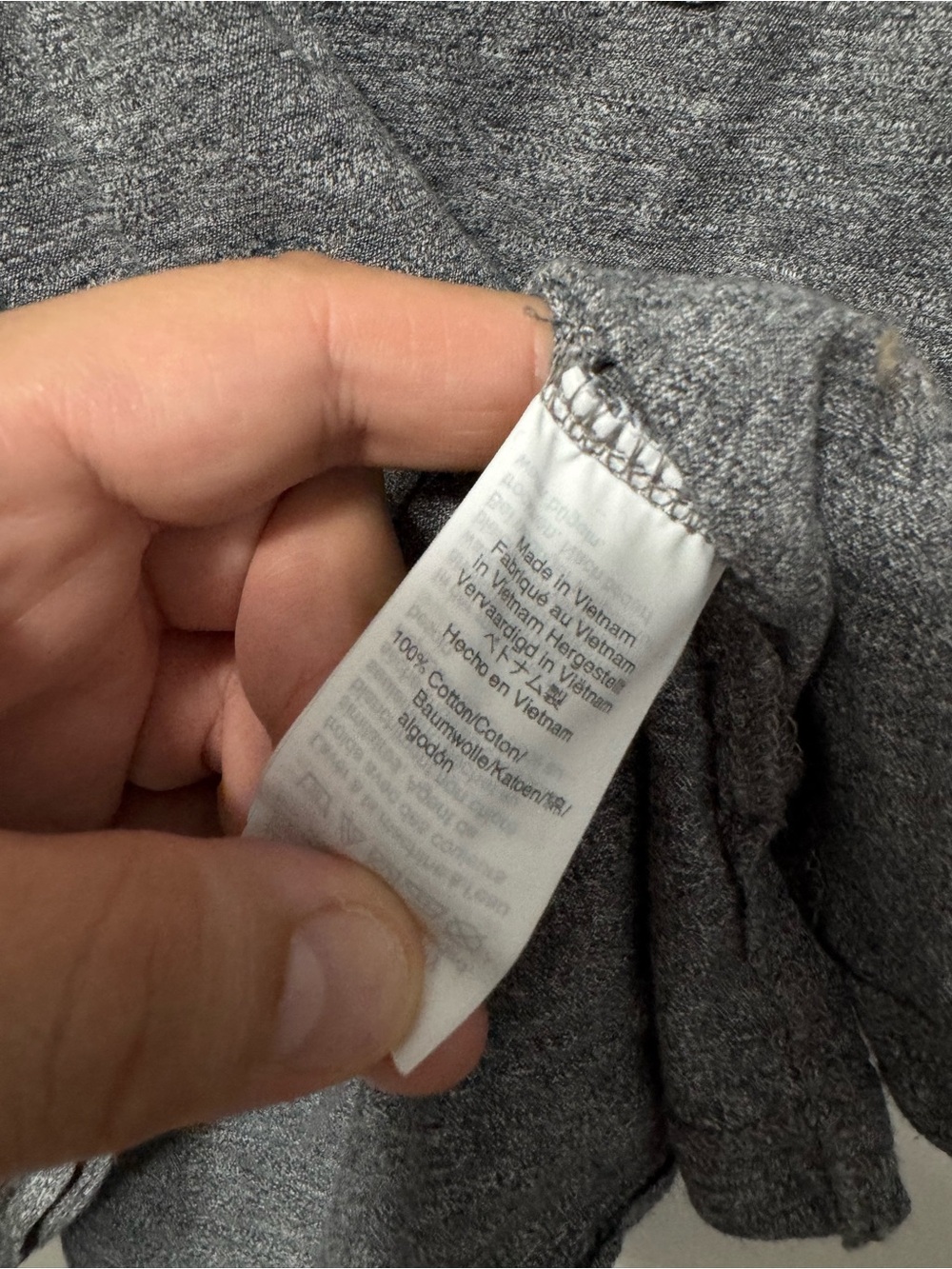 089 MADEWELL Women's Whisper Cotton V-Neck Pocket Tee- Grey, Large - Picture 7 of 9